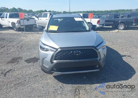 2025 Toyota Corolla Cross Xle from USA, damaged, VIN 7MUDAABGXSV133840